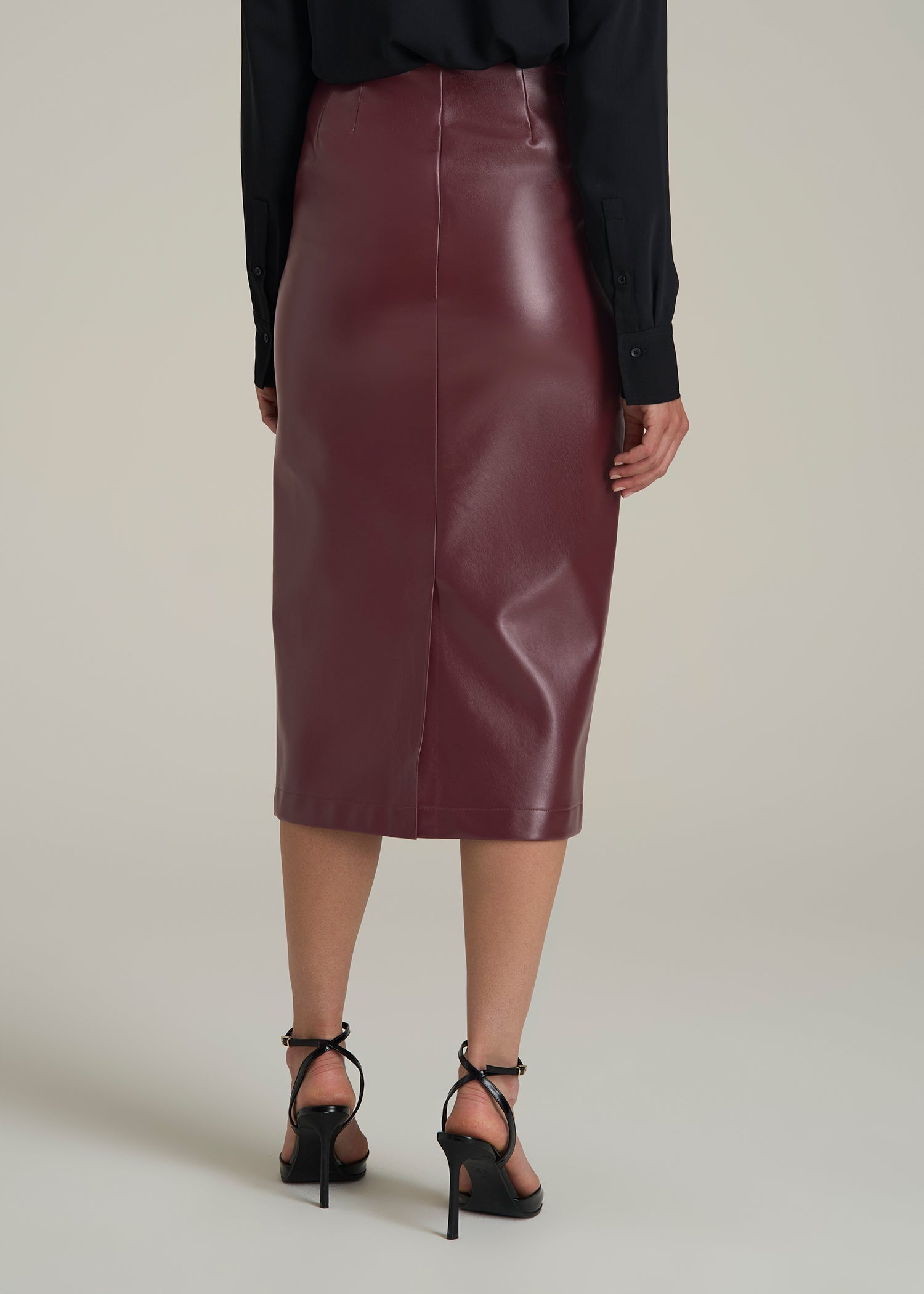 True Touch Leather Pencil Skirt in Port Royale