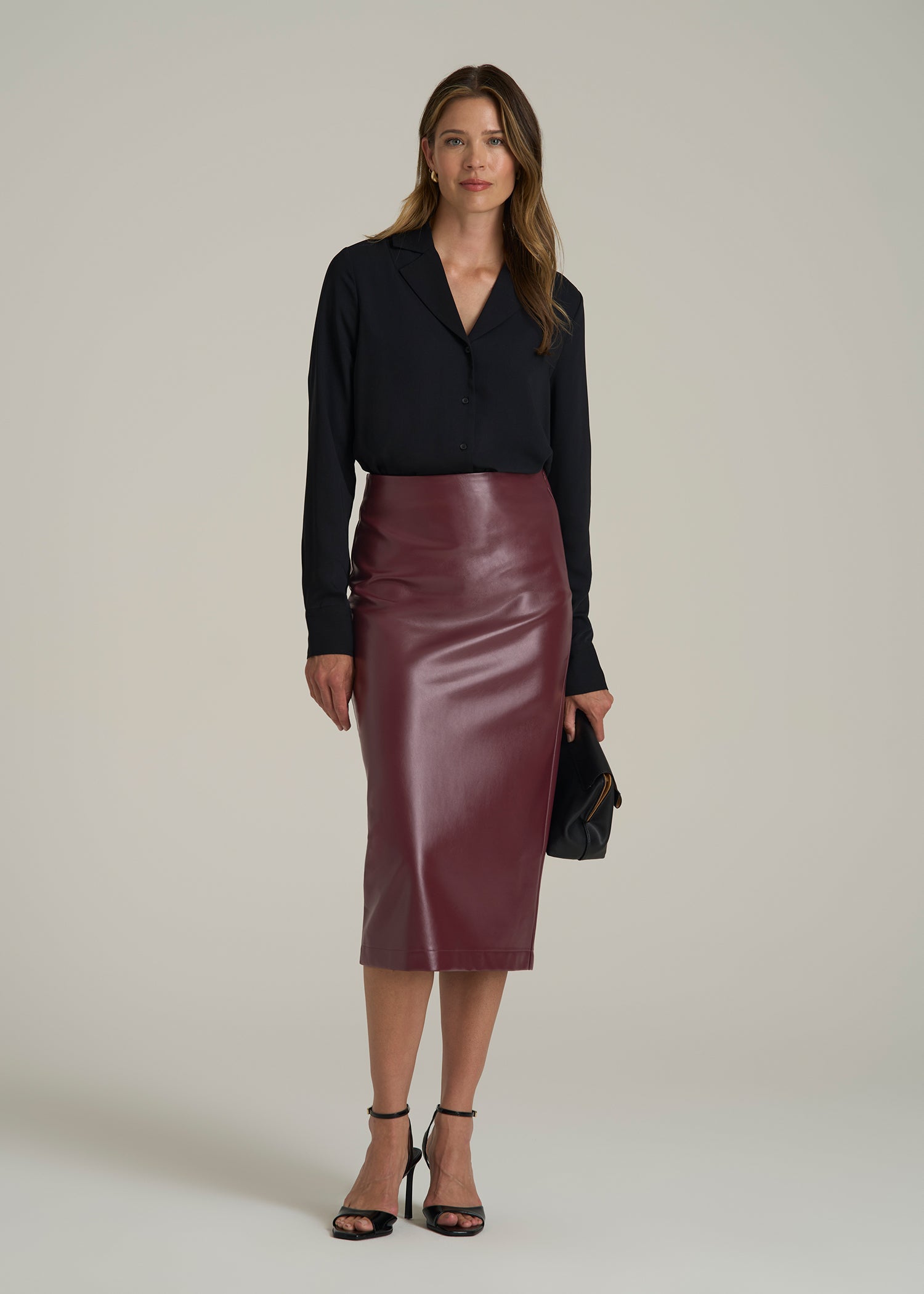 True Touch Leather Pencil Skirt in Port Royale