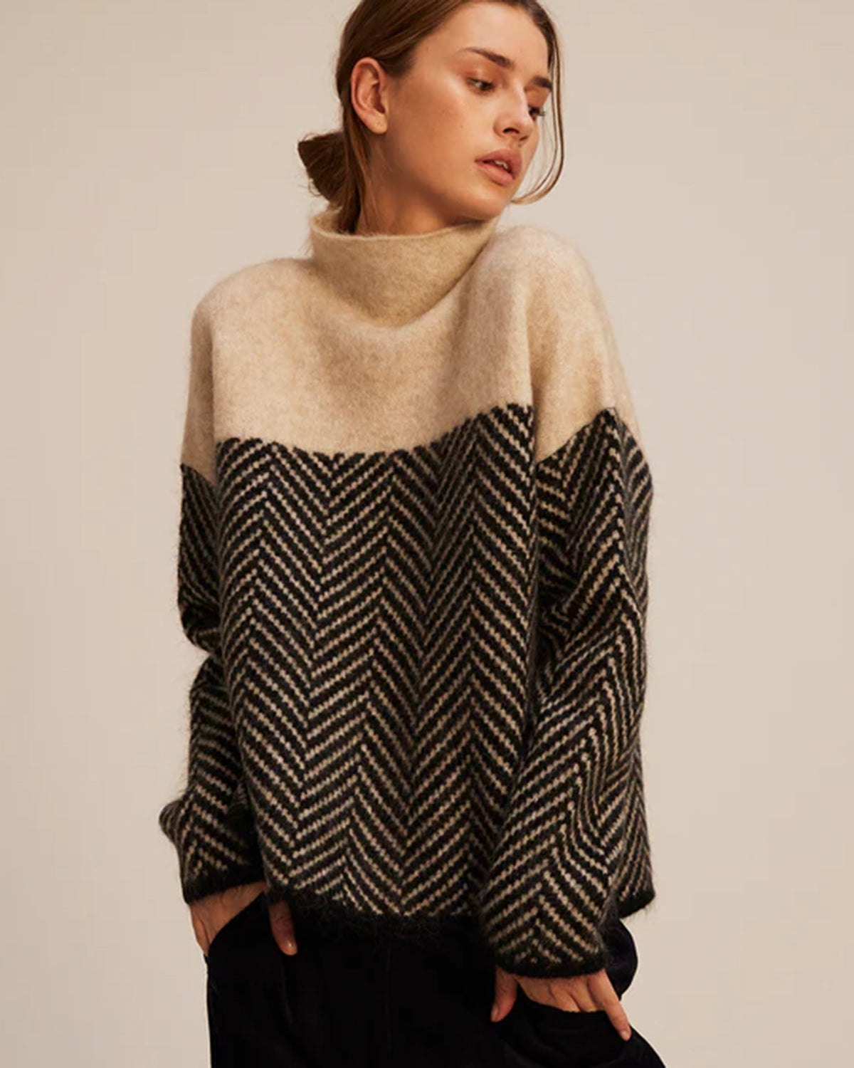 Contrast Turtleneck Sweater